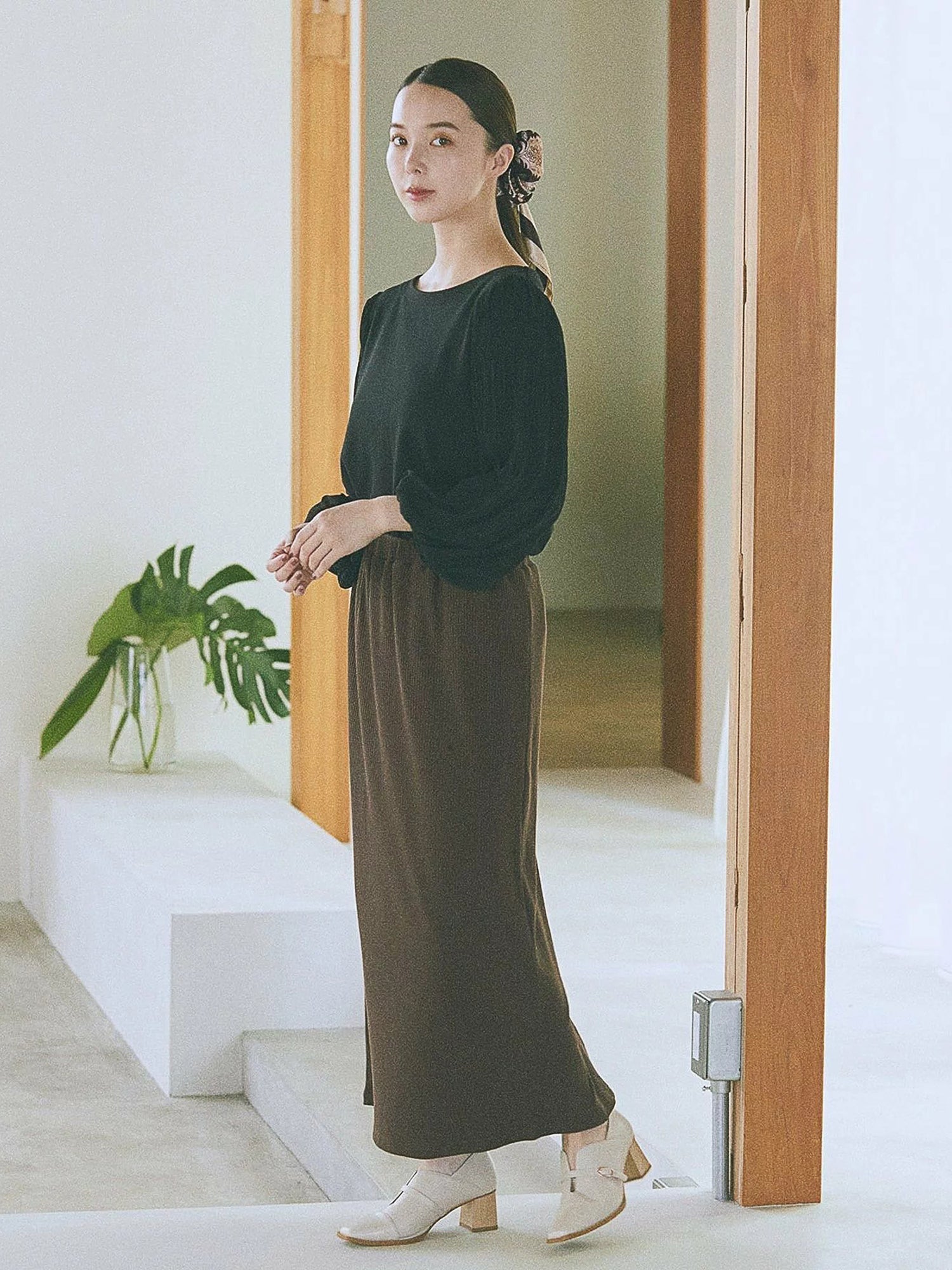 Moji Pleated Sleeve Blouse