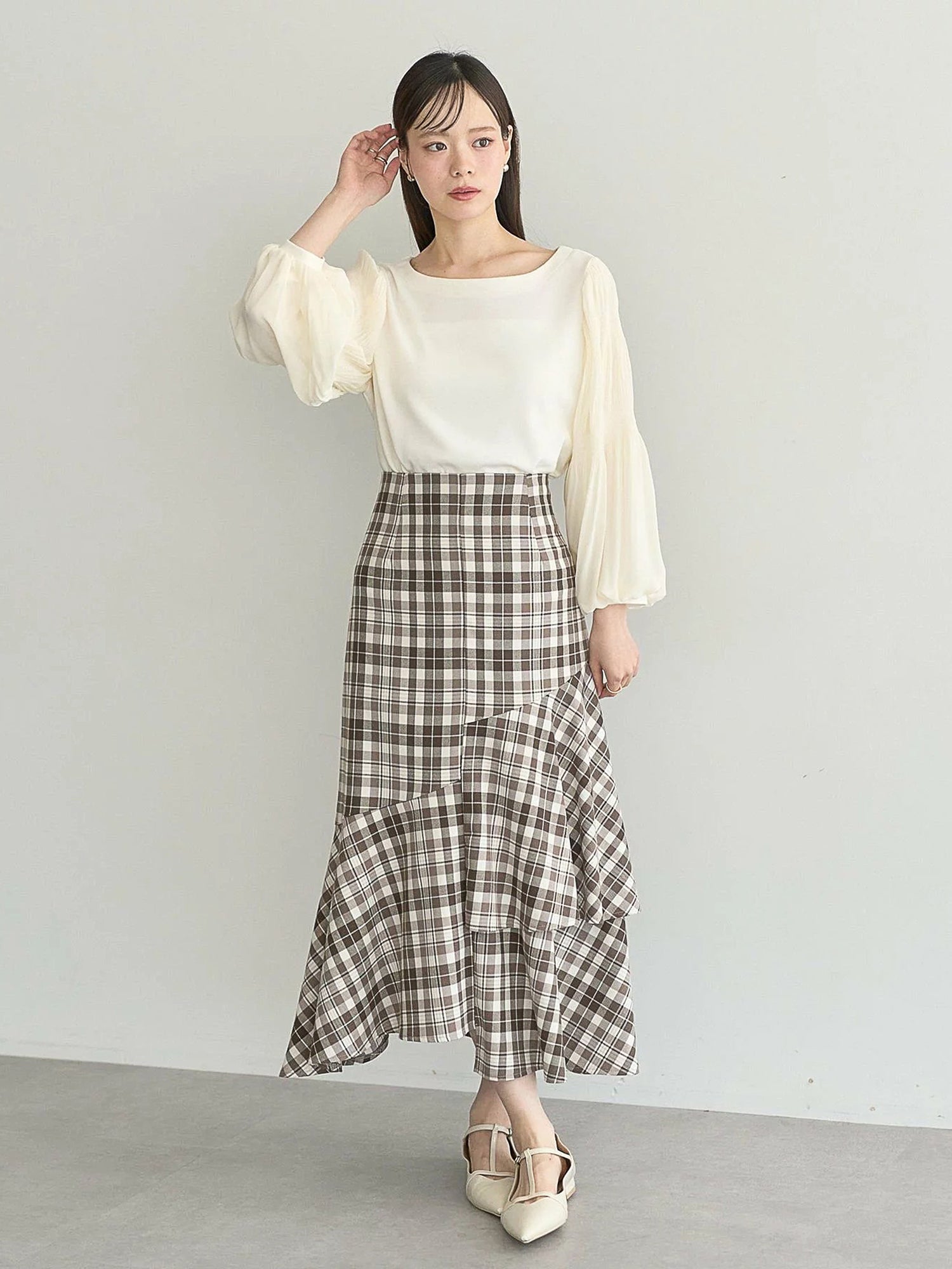 Moji Pleated Sleeve Blouse