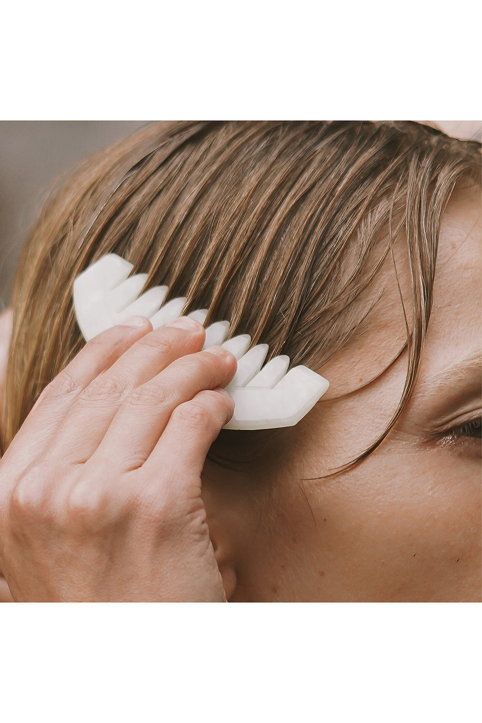 Gua Sha Scalp Comb