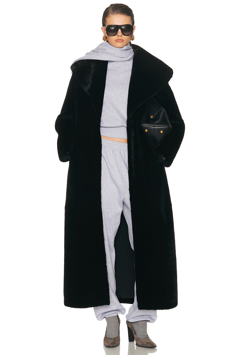 Giovanna Enveloping Shearling Coat