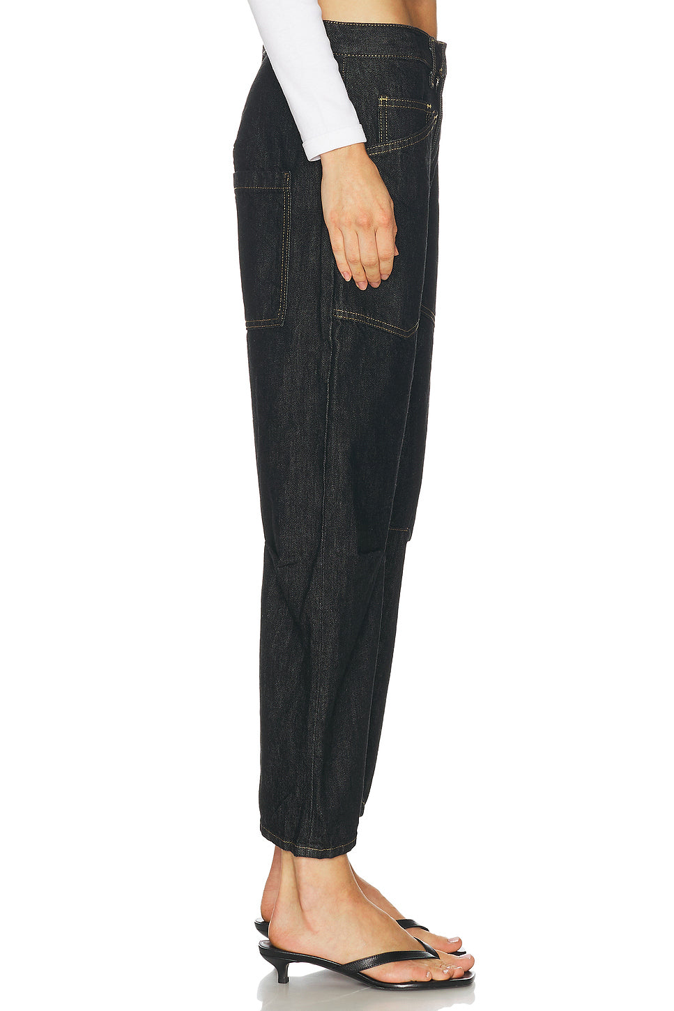 Shon Curved Leg