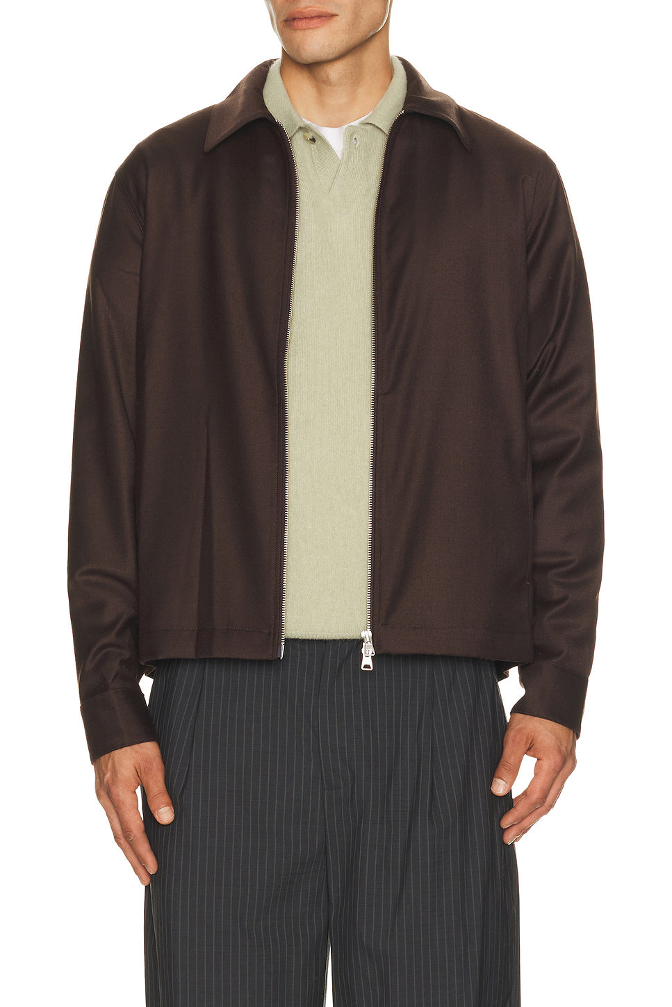 Alban 10052