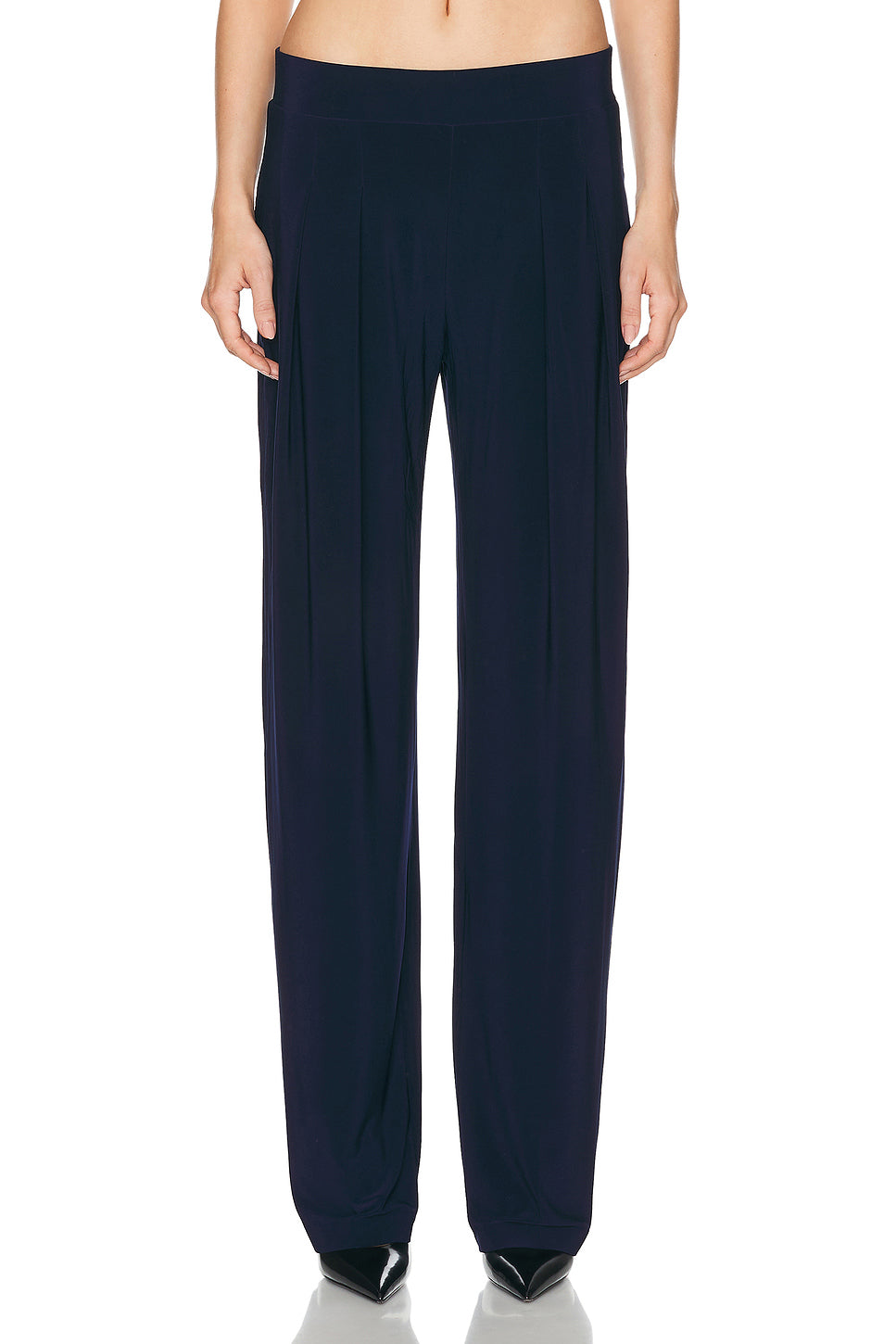 Low Rise Pleated Trouser