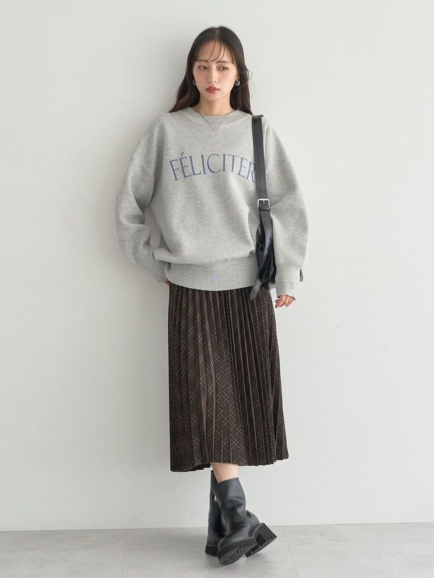 Namika Pleated Skirt