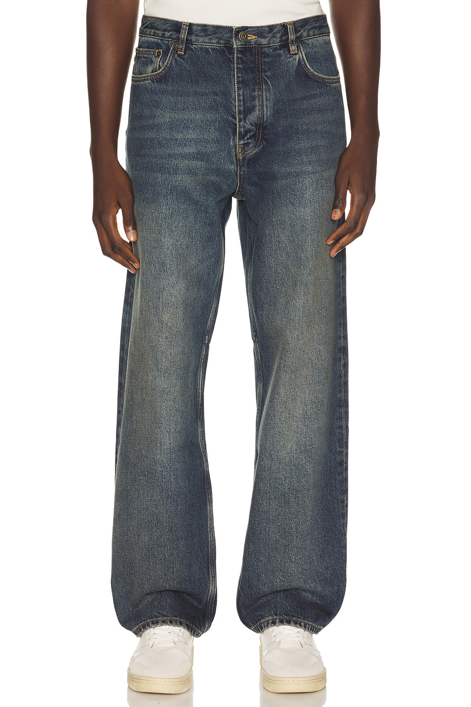 Half Arrow Relaxed Tapered Jeans