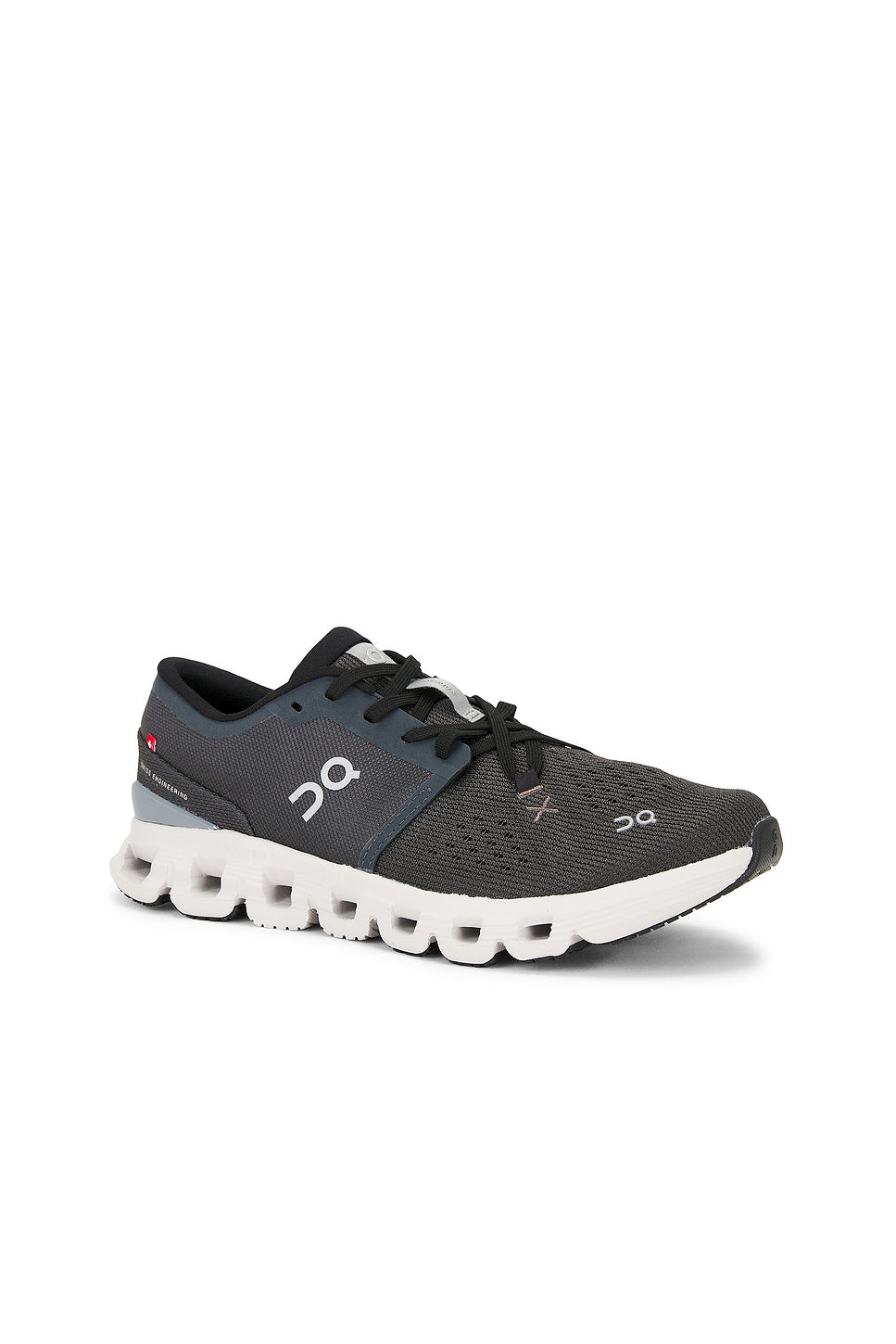 Cloud X 4 Sneaker