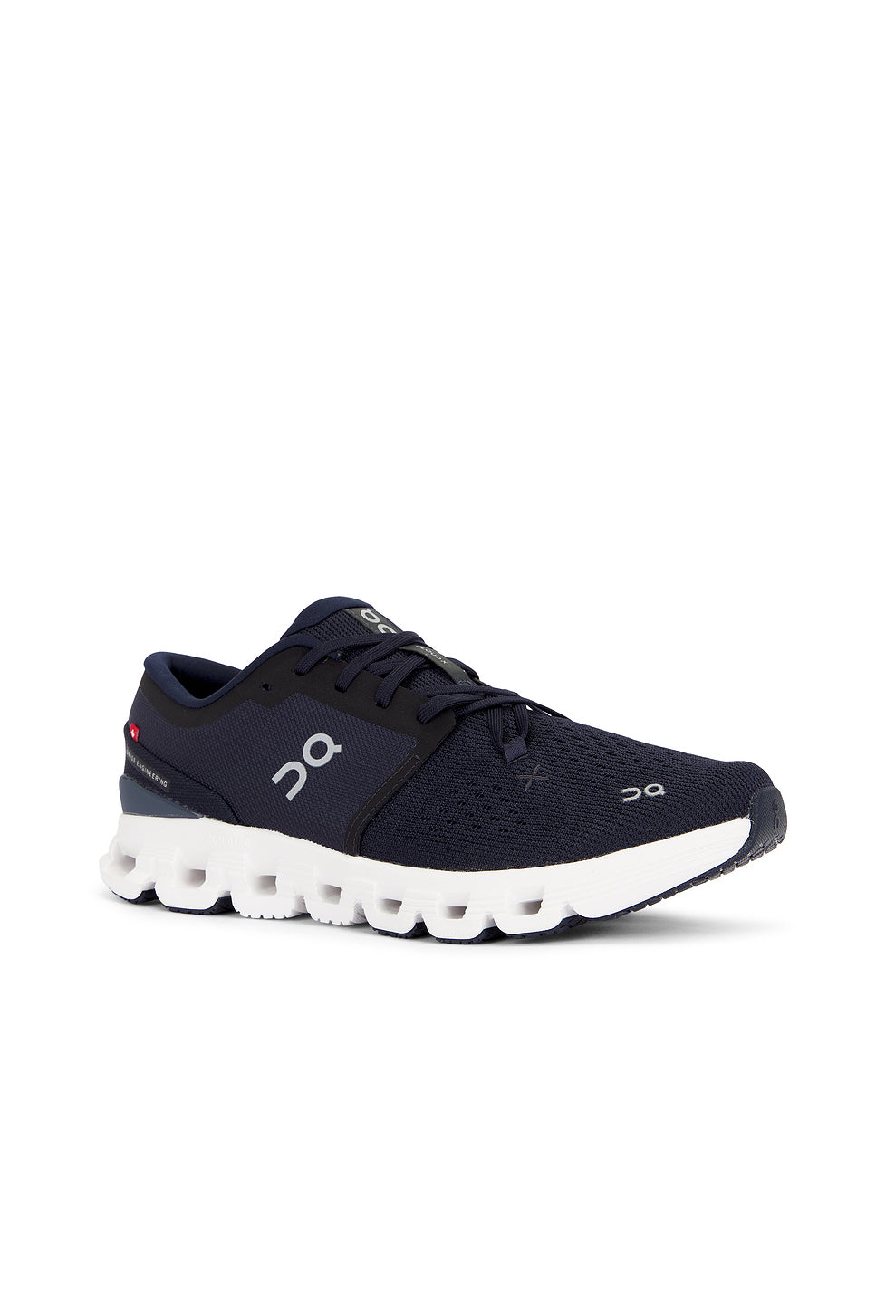 Cloud X 4 Sneaker