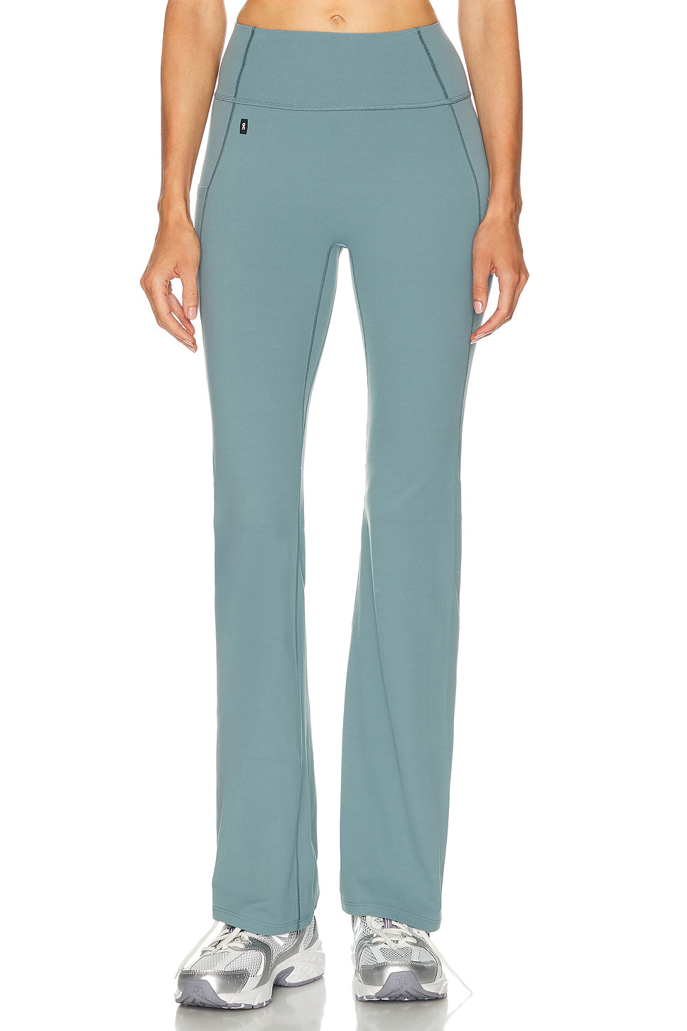 Studio Flared 32 Pant