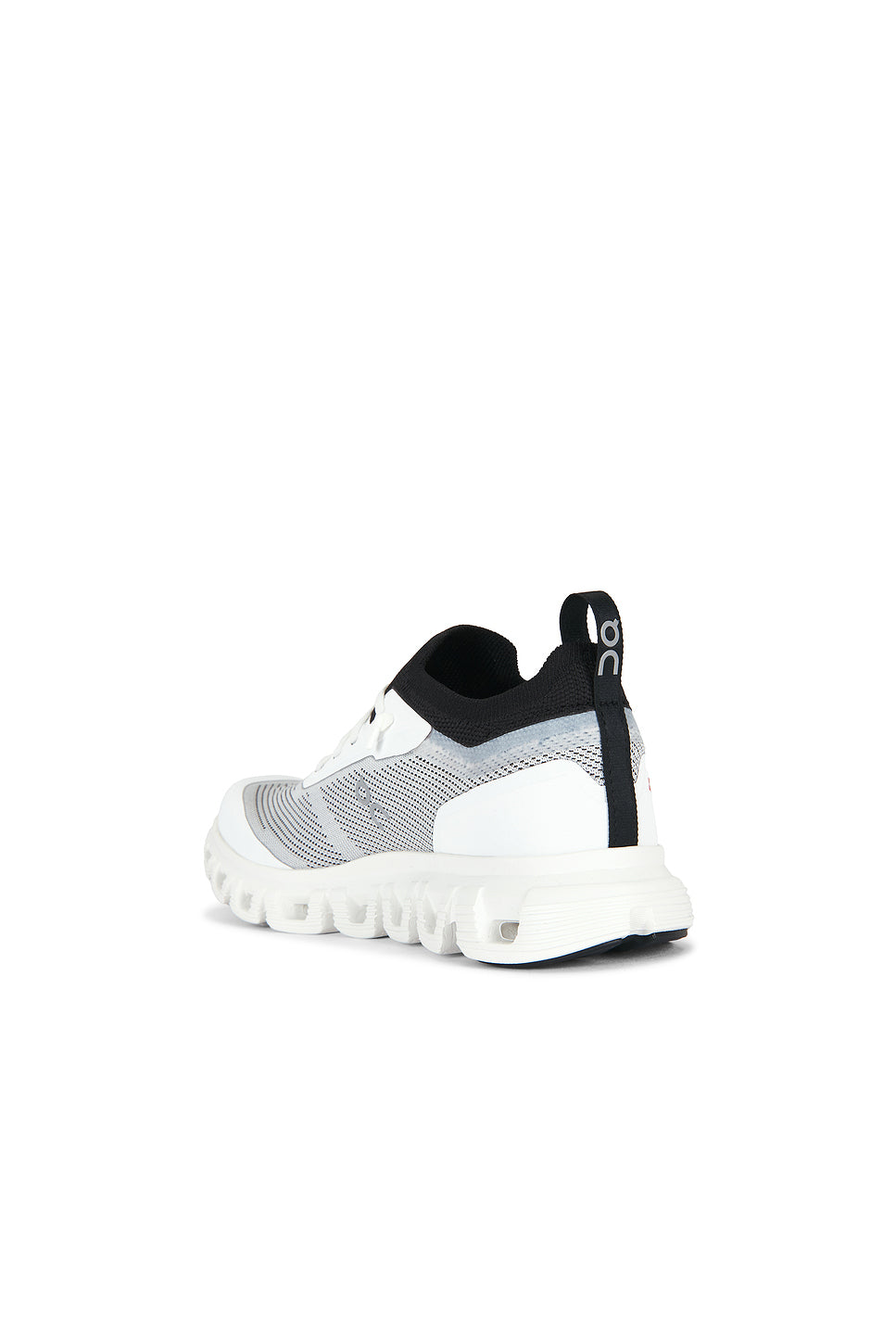 Cloud 6 Versa Sneaker