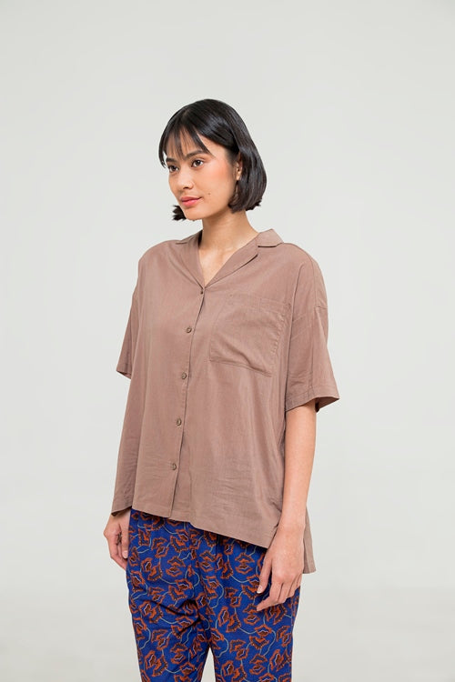 Placa Open collar shirt