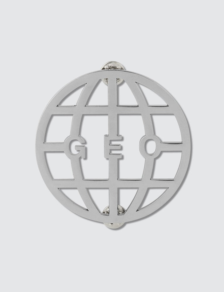 Globe Pin