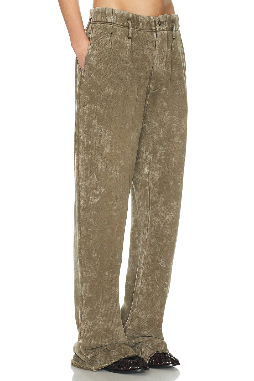 Double Pleat Sweatpant