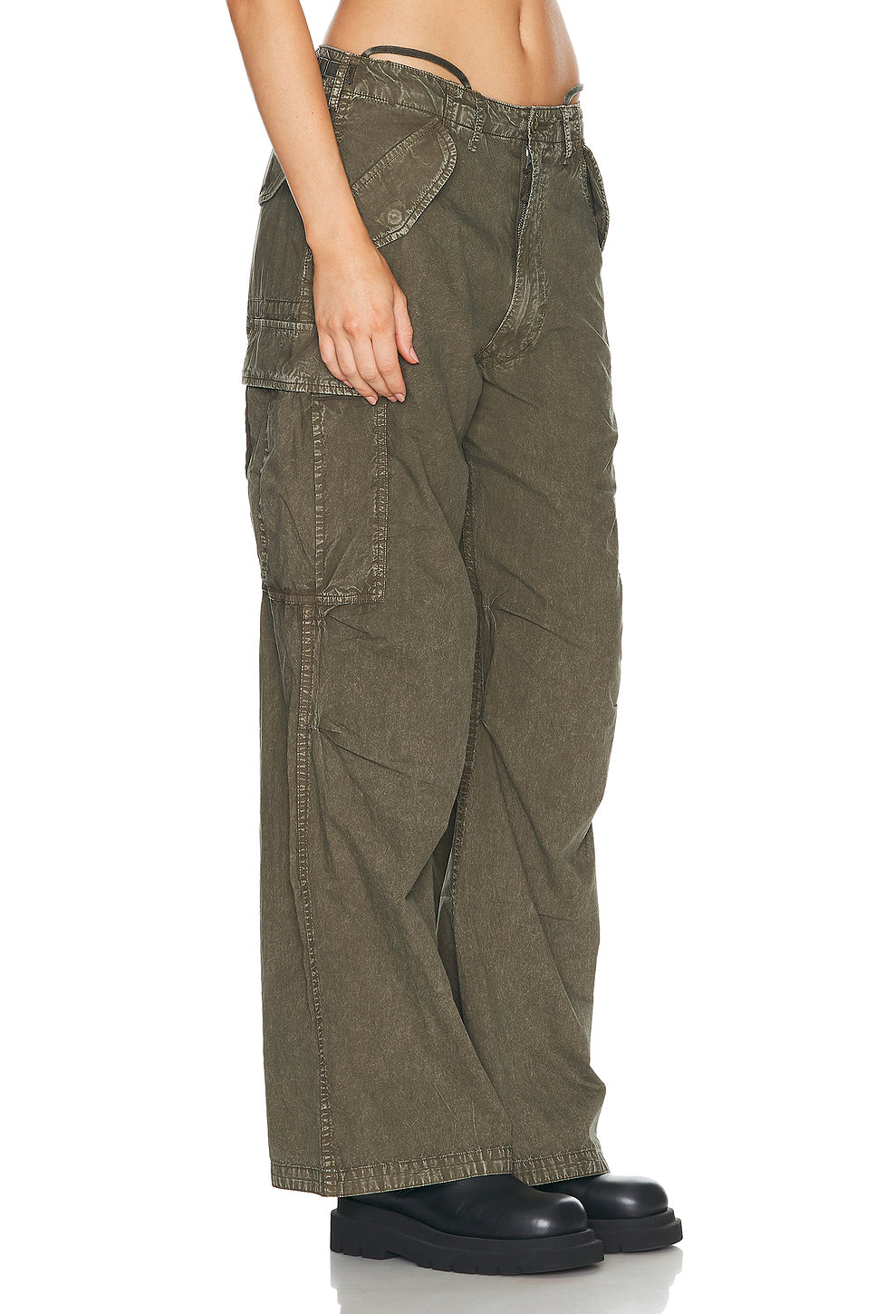 Wide Leg Cargo Pant