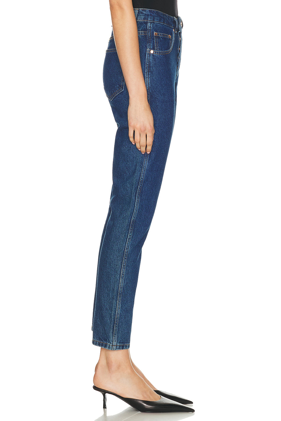 Slim Leg