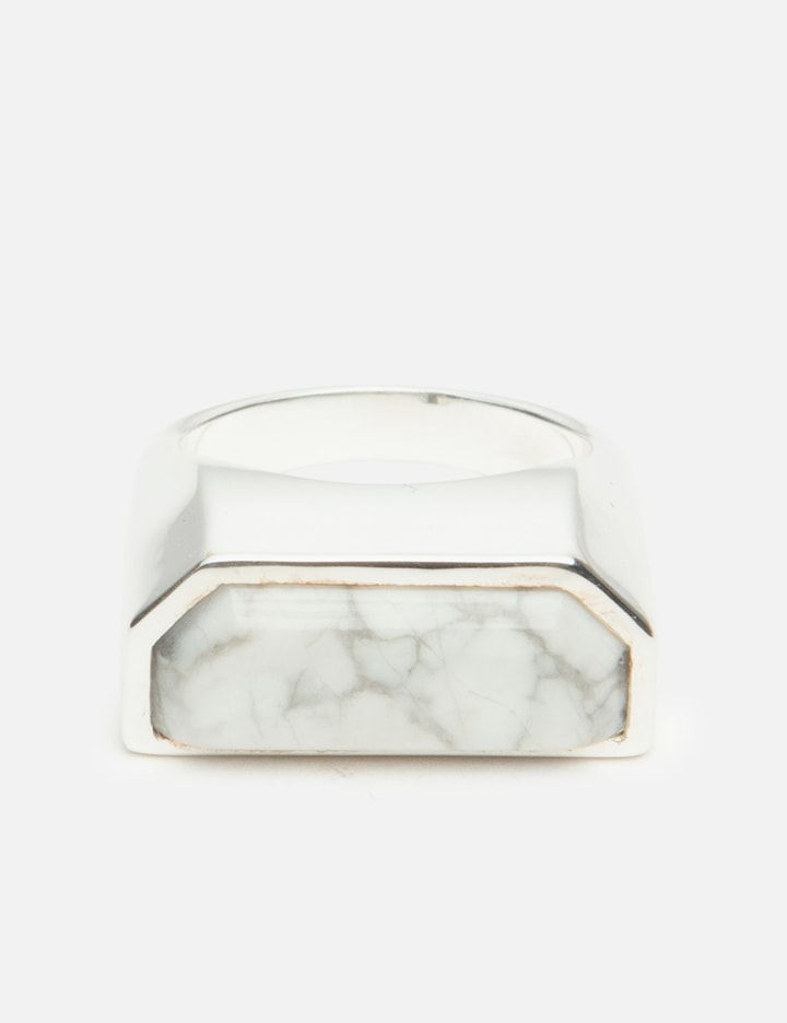 HALF CUT HOWLITE SIGNET RING