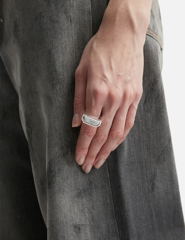 HALF CUT HOWLITE SIGNET RING