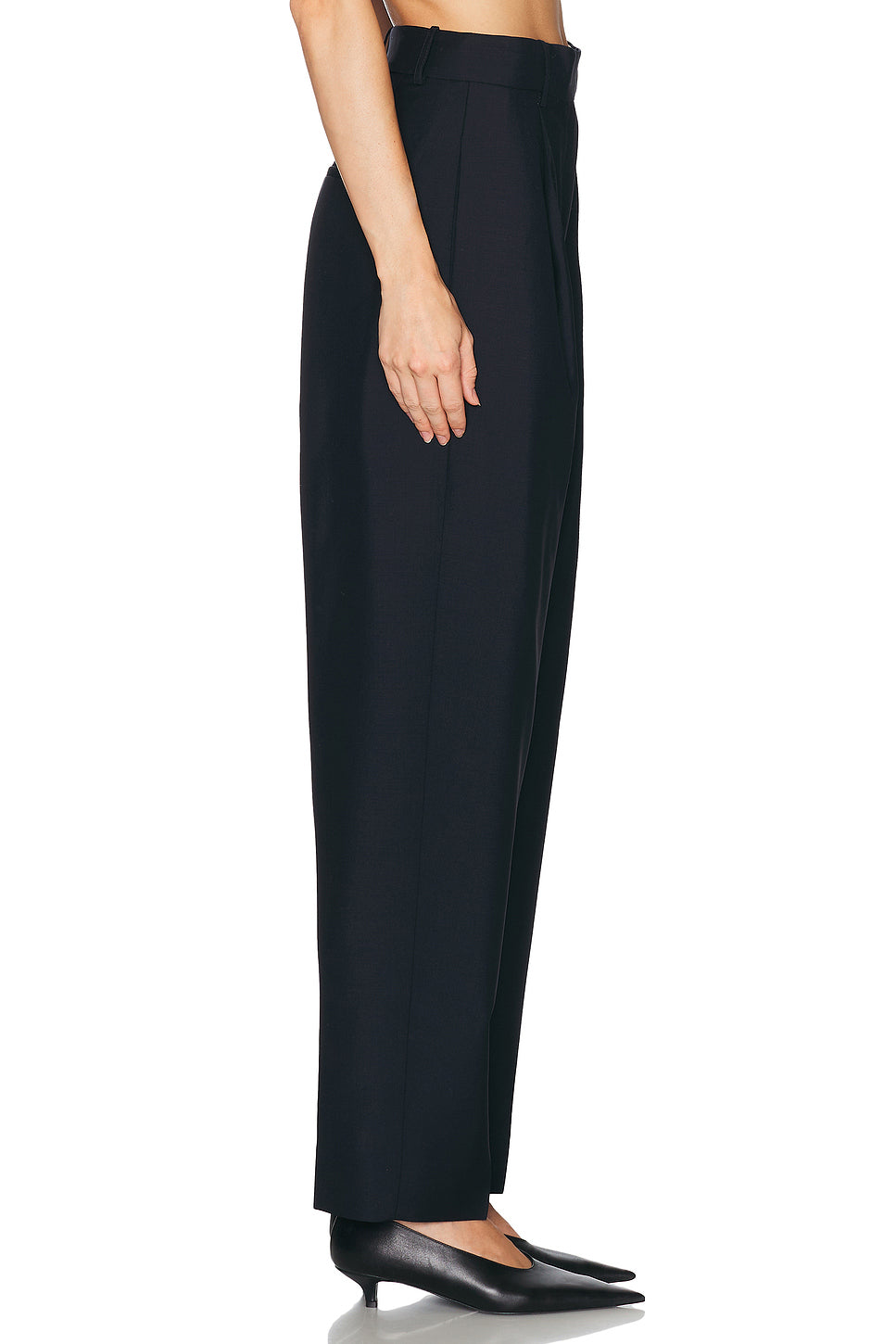 Daria Single Pleat Tapered Trouser