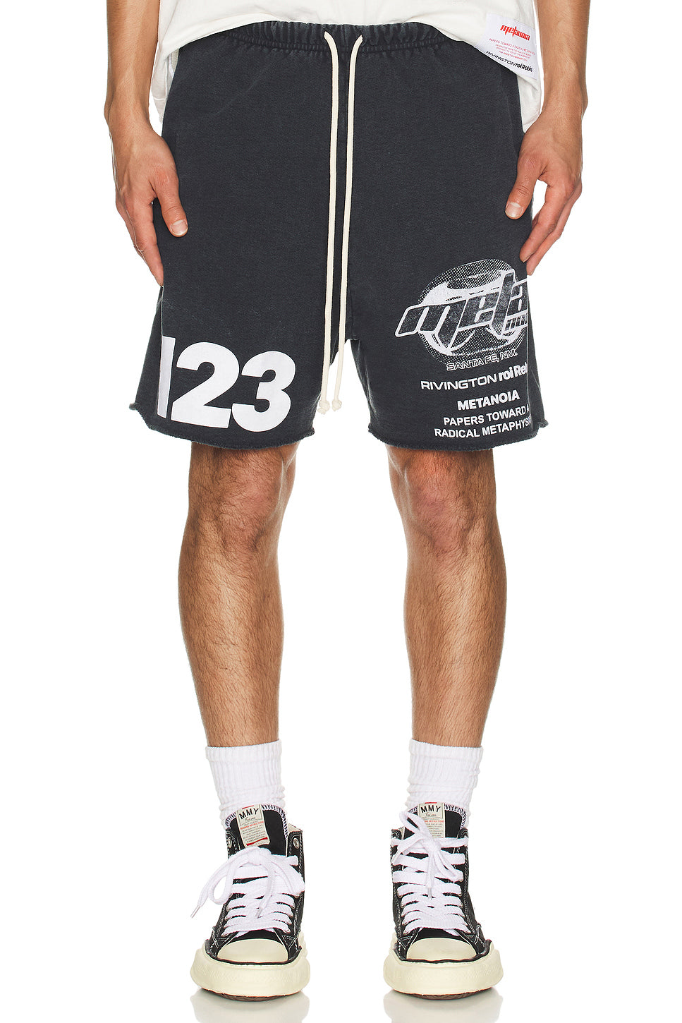 Radical Alma Short