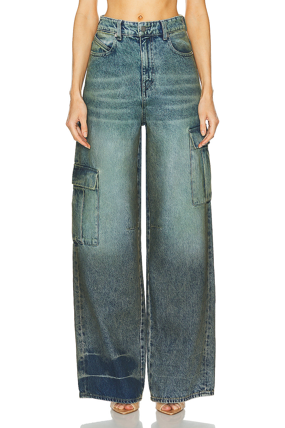 Wide Leg Cargo Pant