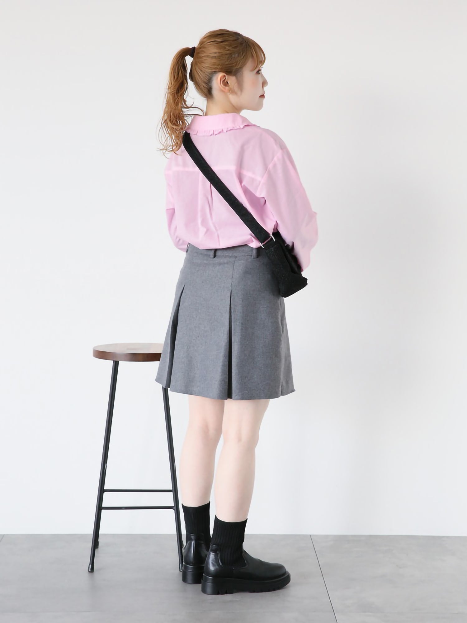 Raikou Ruffled Collar Shirt