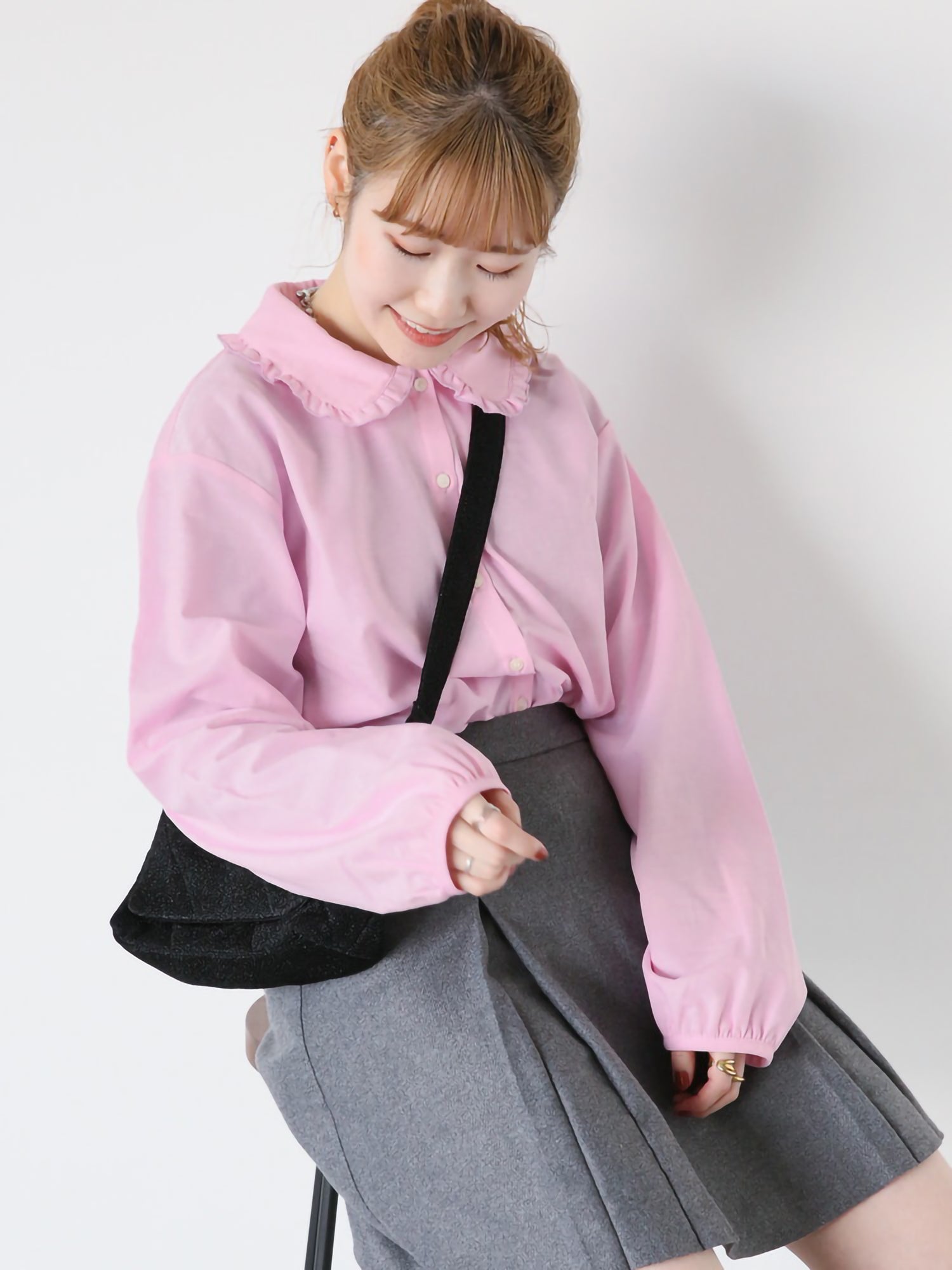 Raikou Ruffled Collar Shirt