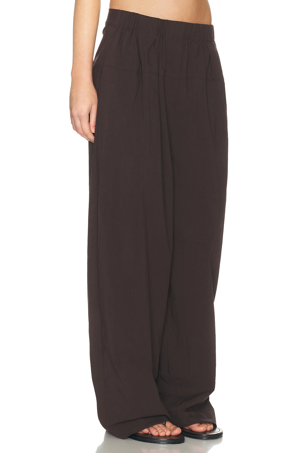 Relaxed Pleat Pant