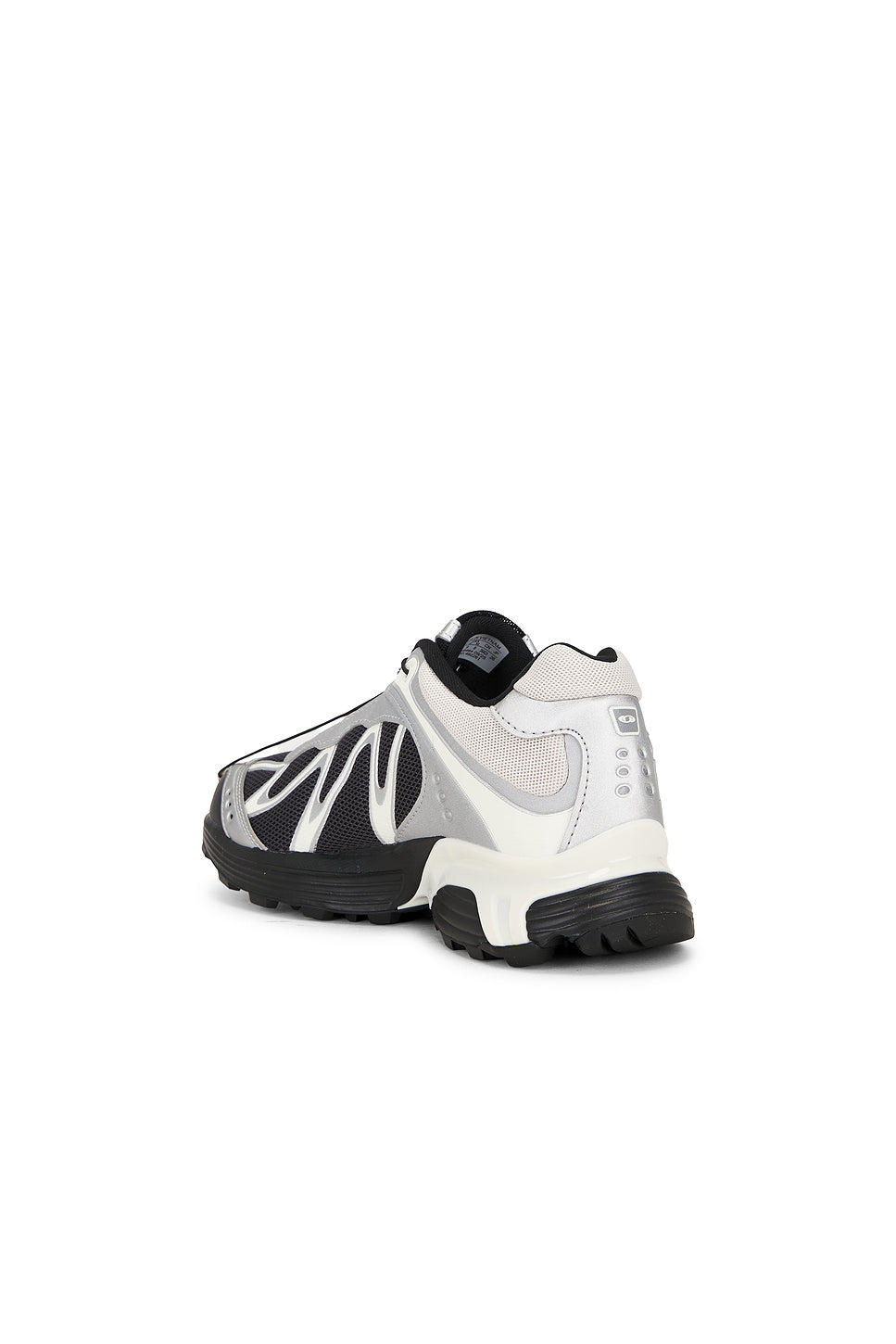 Xt-whisper in Black, Silver, & Vanila