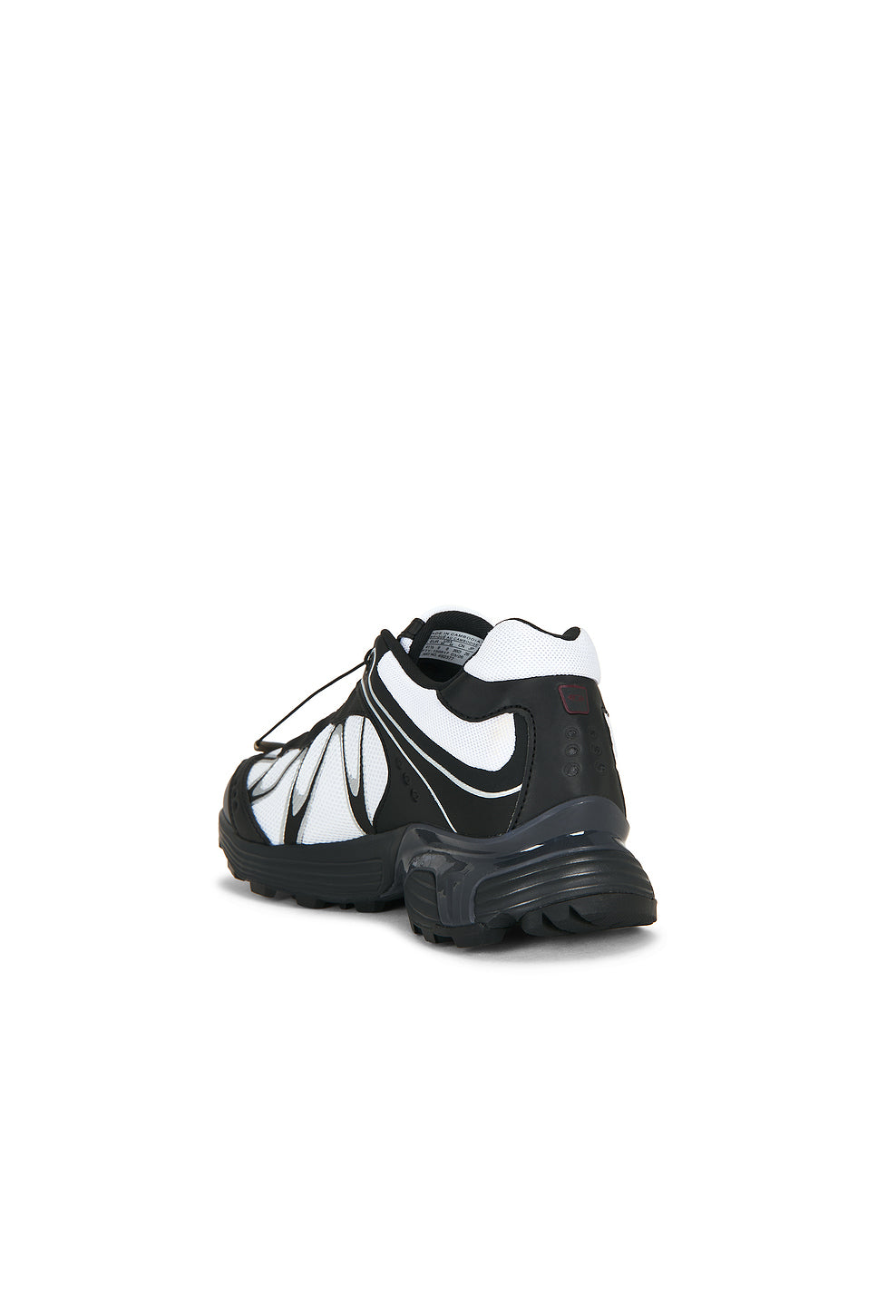 Xt-Whisper Sneakers