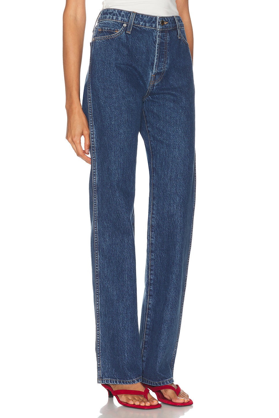 The Perfect Slim Straight Leg