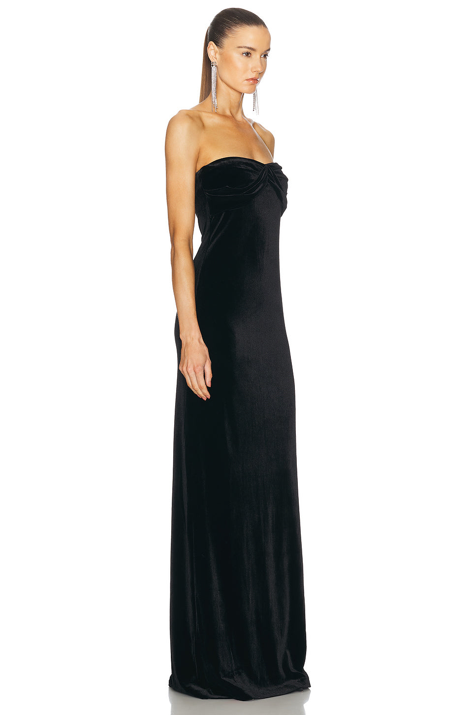 Noela Velvet Gown