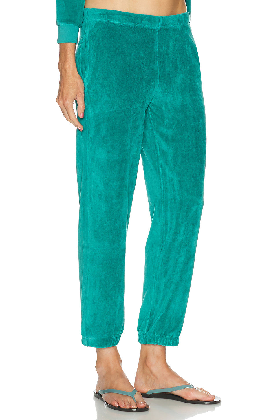 Simera Pant