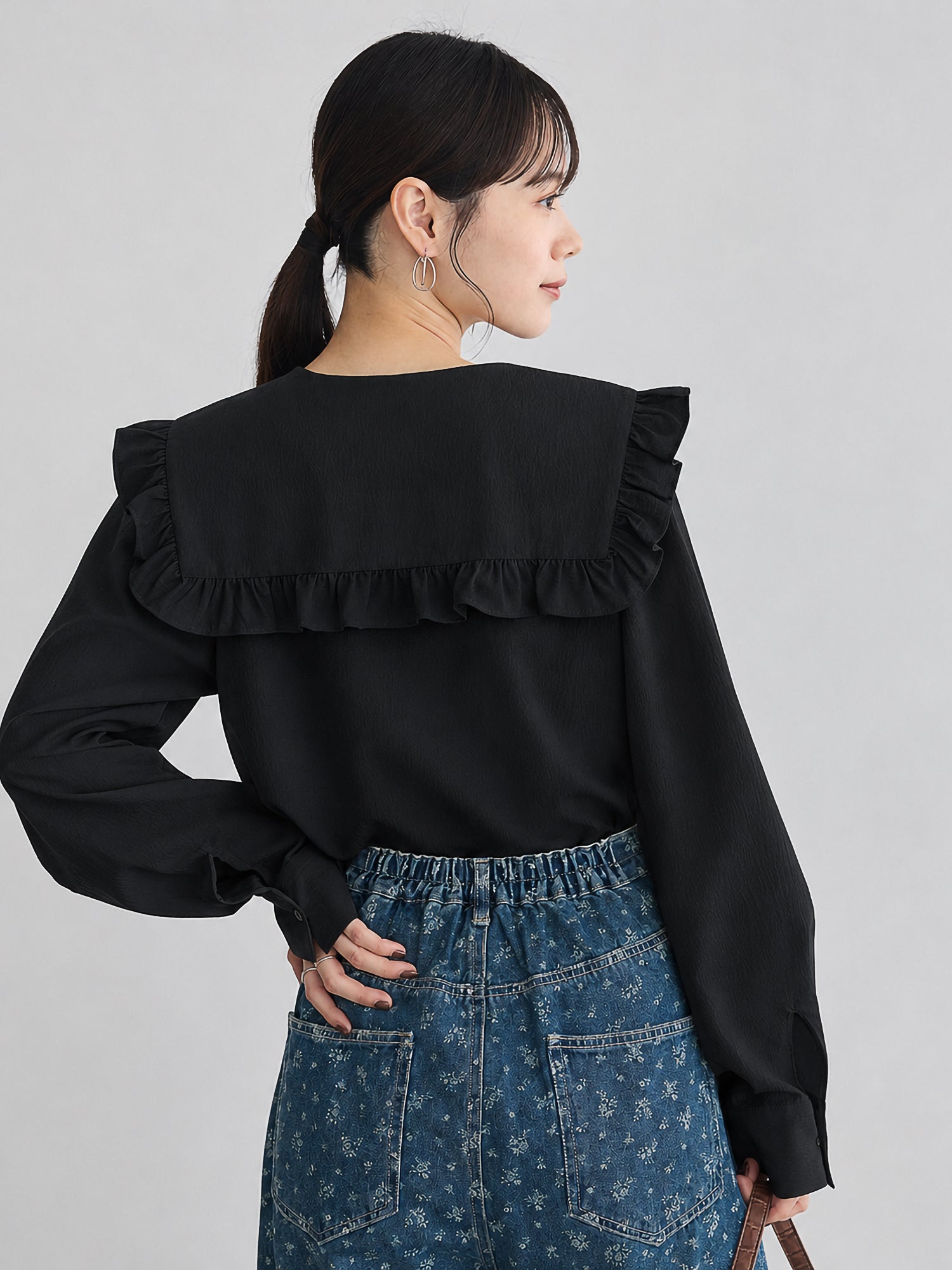 Sae Frilled Sailor Collar Blouse