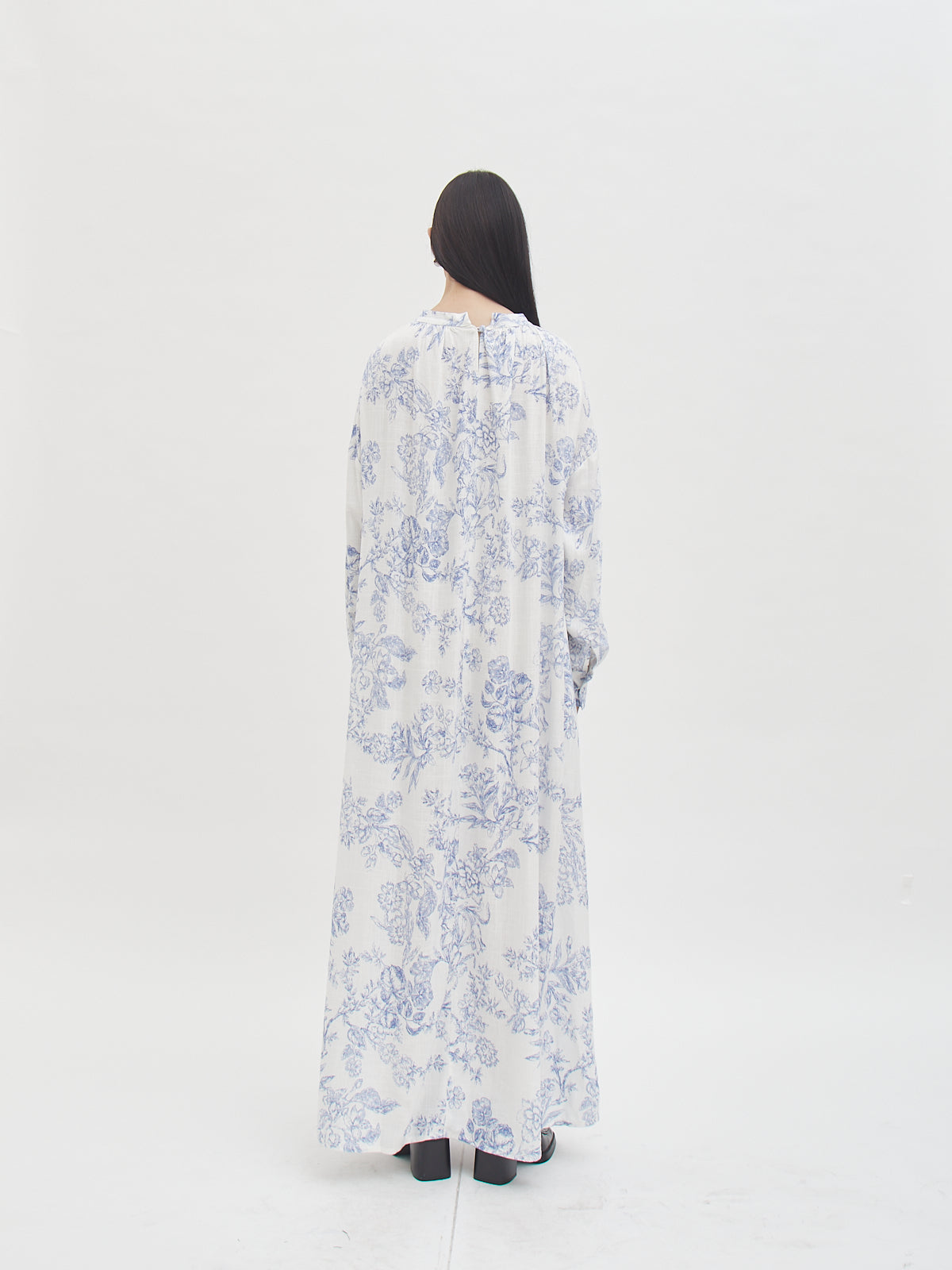 Seruni Dress