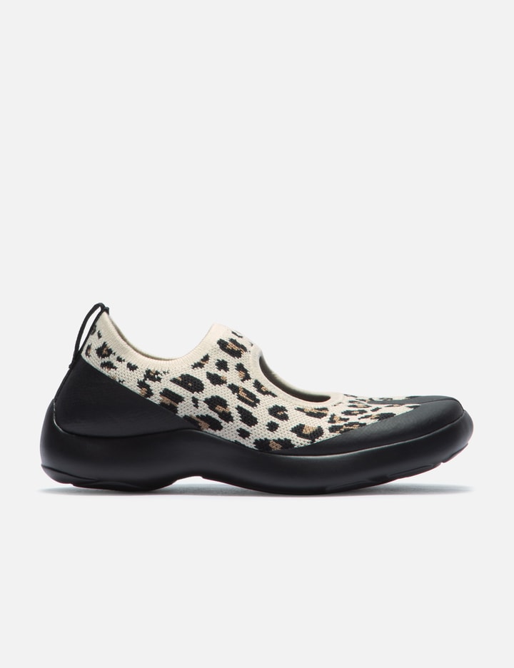 Tabi Sandal