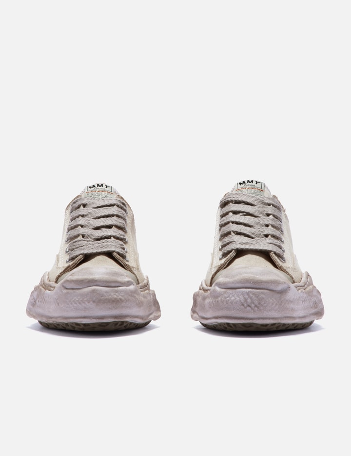 Hank Low Top Sneakers