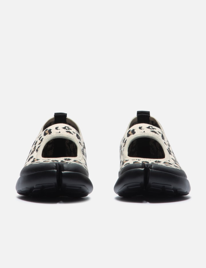 Tabi Sandal