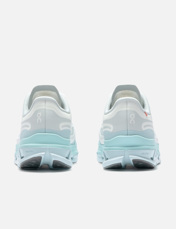 On x Bureau Borsche IKON Cloudflow 5 AD