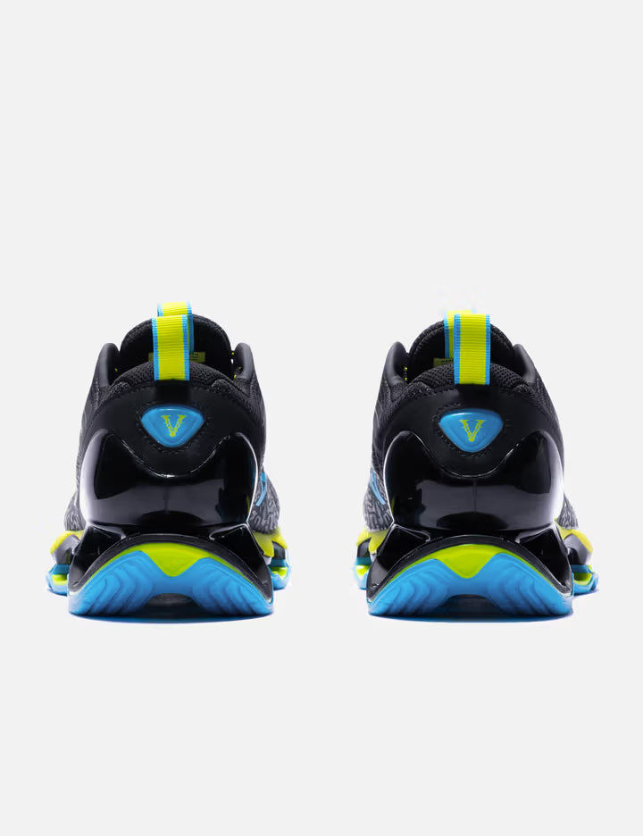 Mizuno X VRUNK Wave Prophecy 13.2