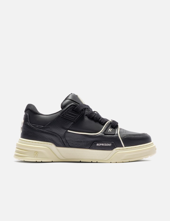 Studio Sneaker