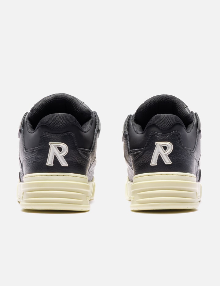 Studio Sneaker