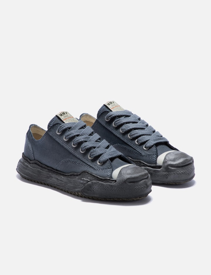 Hank Low Top Sneakers