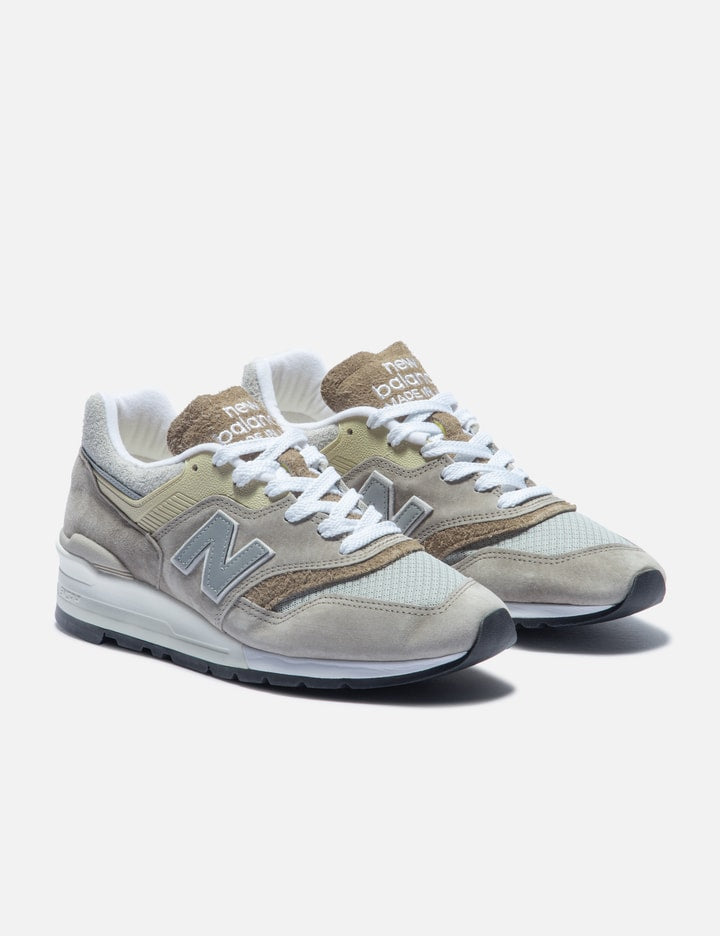 997