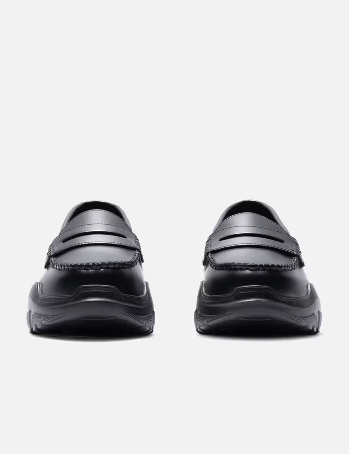 AKIKOAOKI × THREE TREASURES Regulated Gravity