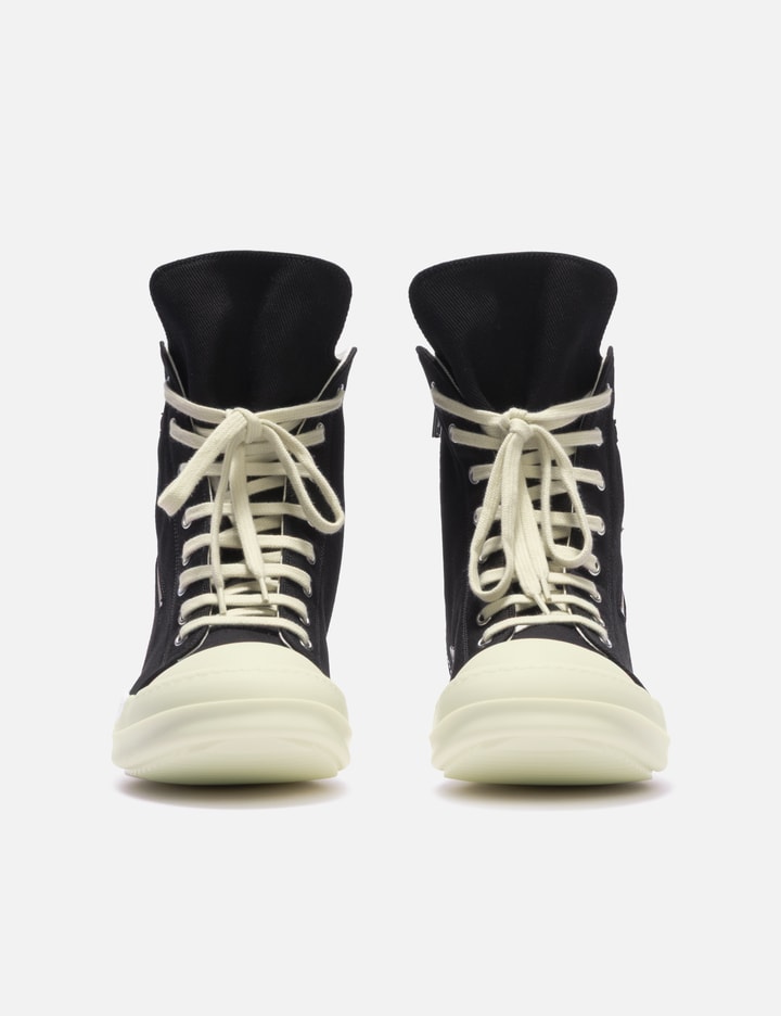 Cargo Sneaks
