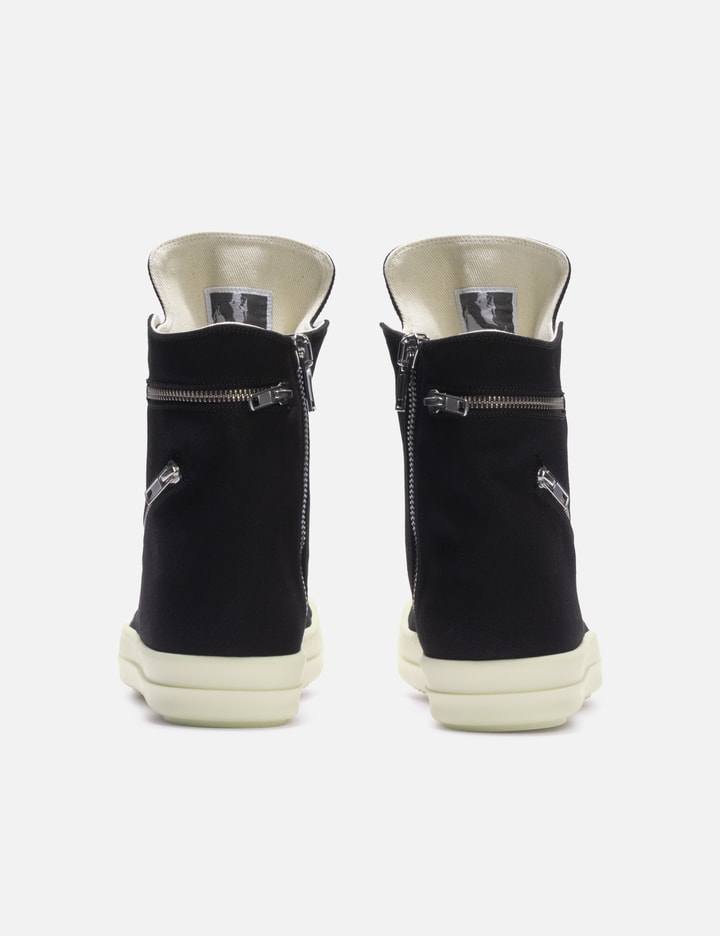 Cargo Sneaks