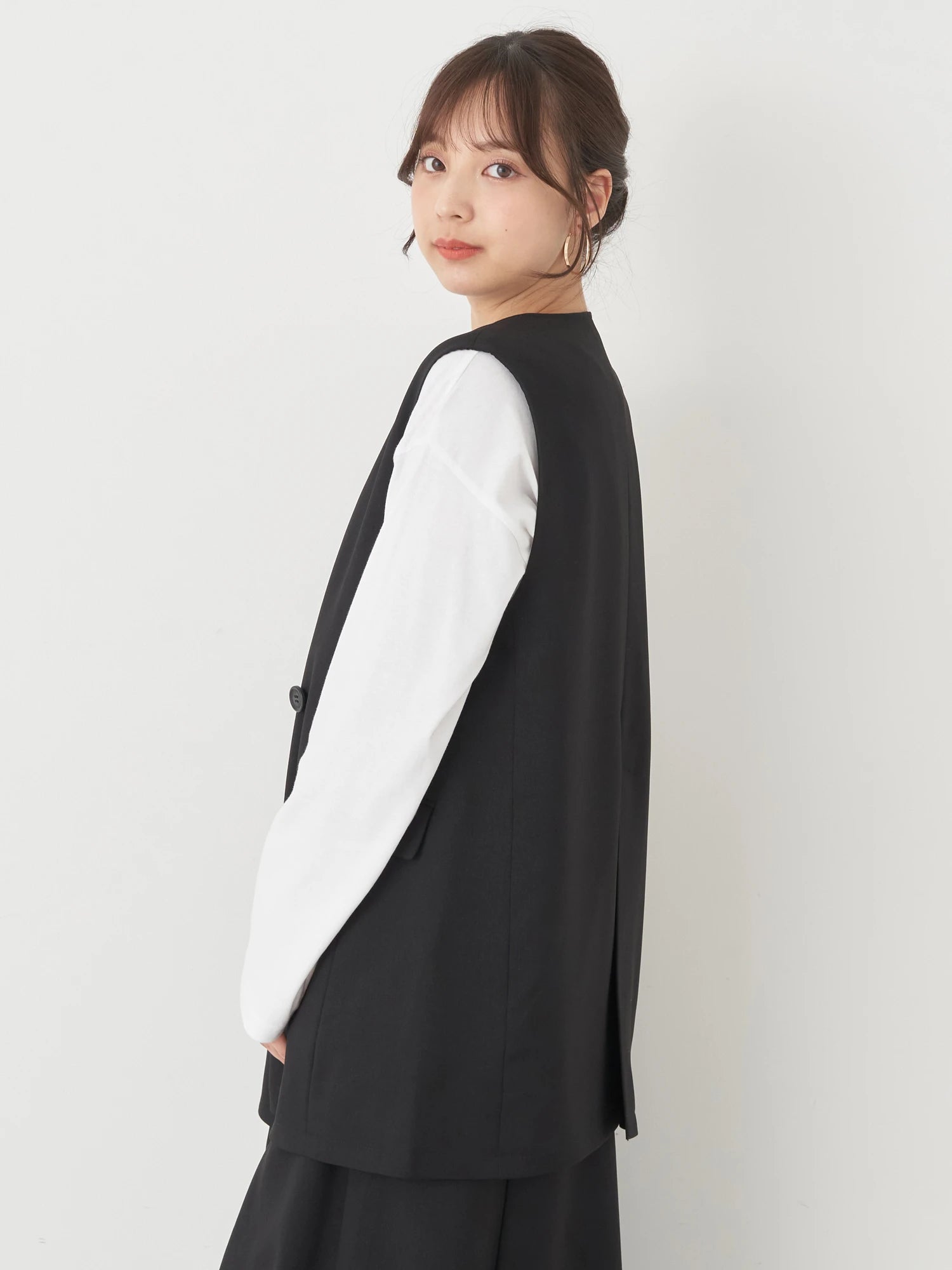 Suzu Vest