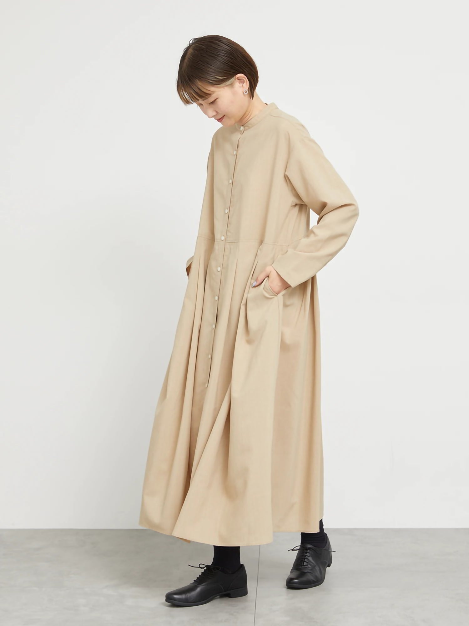 Suzuhara [Water Repellent] Stand Collar Dress
