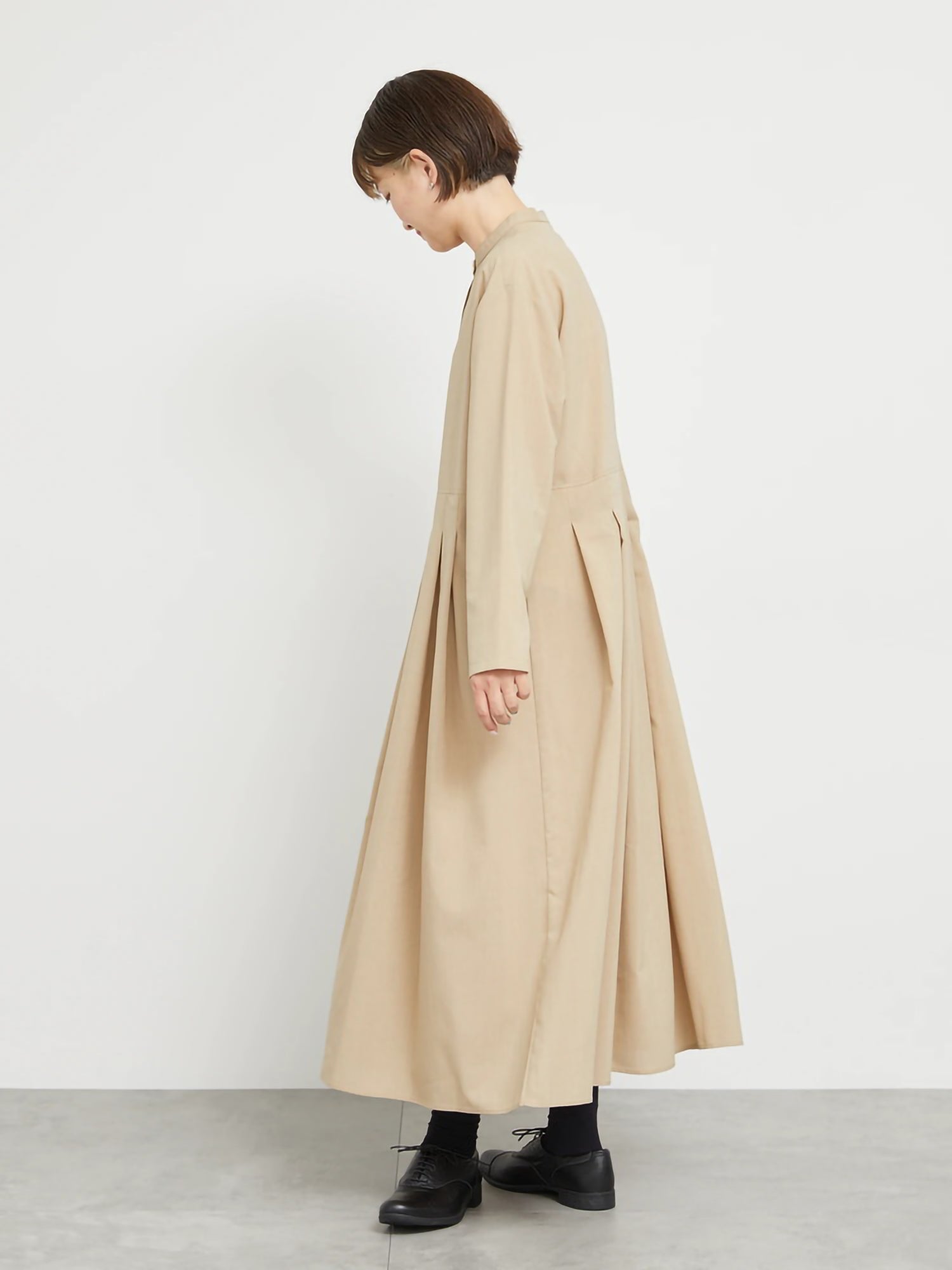 Suzuhara [Water Repellent] Stand Collar Dress