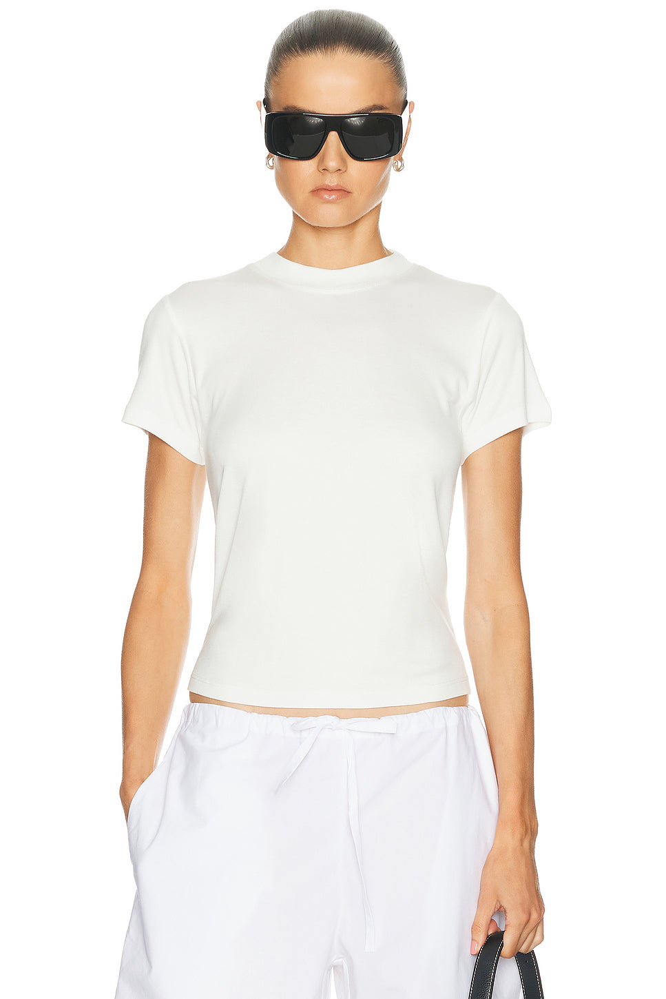 Willa High Neck 90's Tee