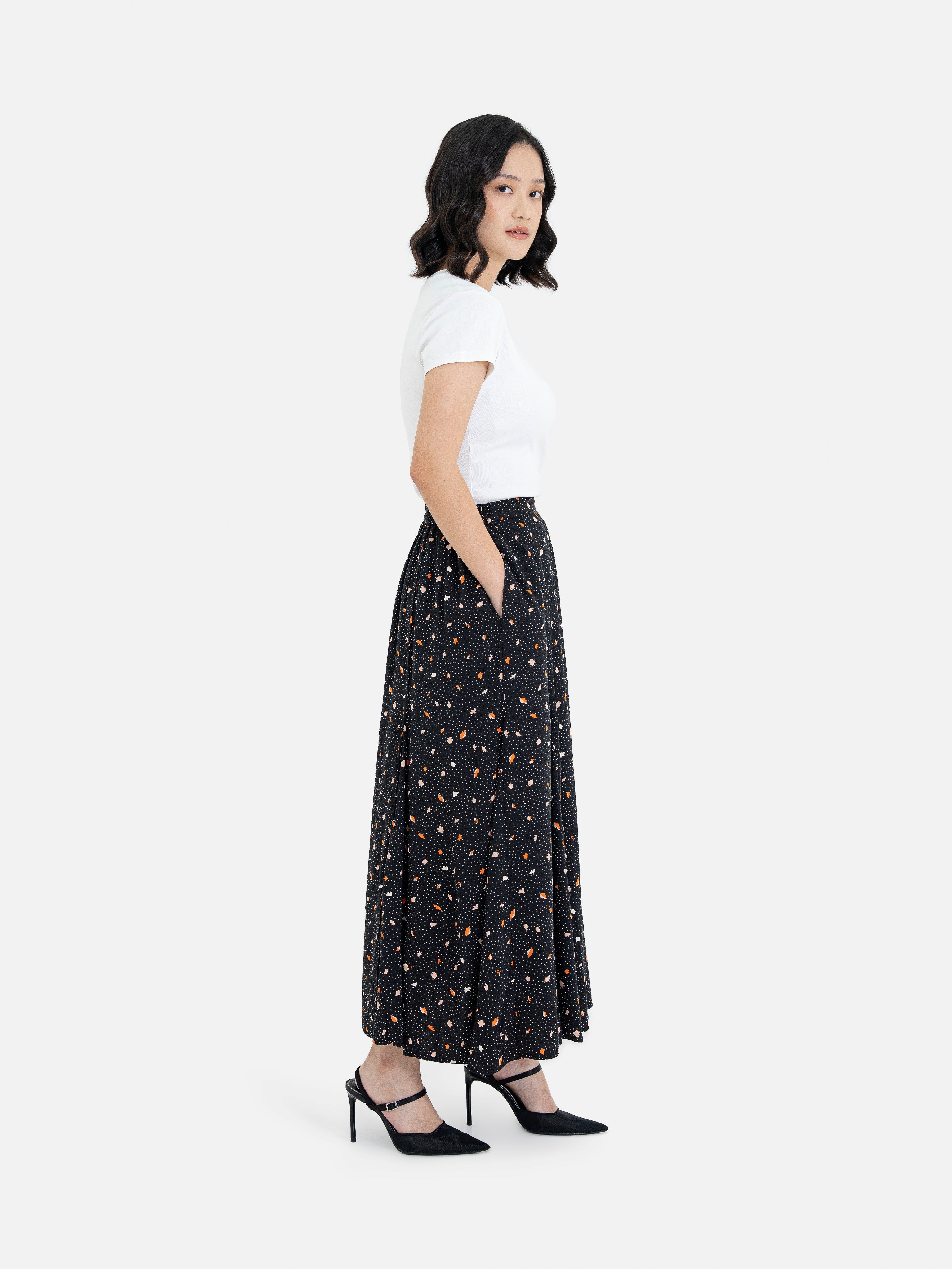 Tsuneo Mermaid Long Skirt